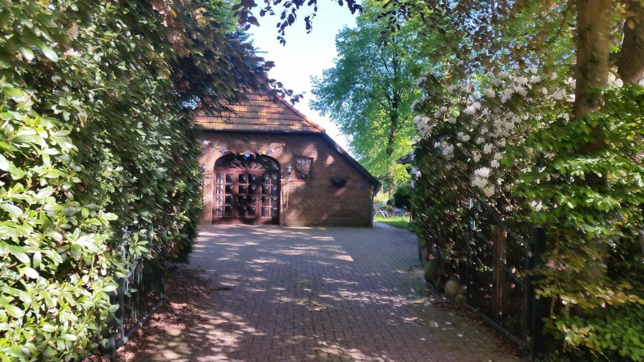 Ferienwohnung Kaminzimmer Westerstede Bagian luar foto